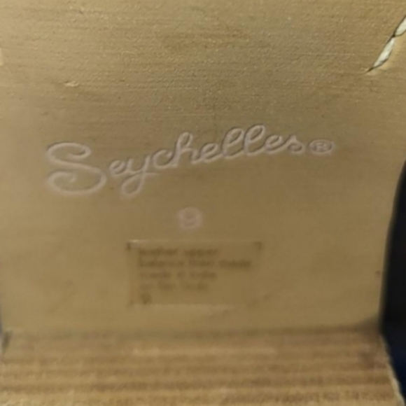 Seychelles Genuine Leather Upper Suede Tan Brown Ankle Boot Bootie Shoe Women 9 - Picture 7 of 10